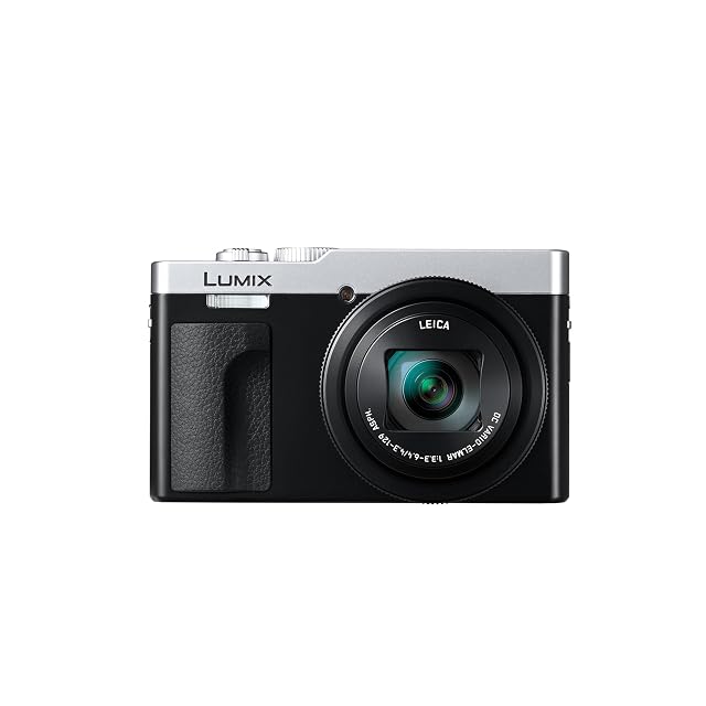 Compact de voyage Panasonic Lumix DC-TZ99 argenté avec son objectif zoom déployé