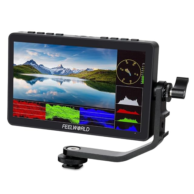 FEELWORLD F5 Pro V4 avec son plateau d’accumulateur F970 et son nécessaire d’alimentation externe montés