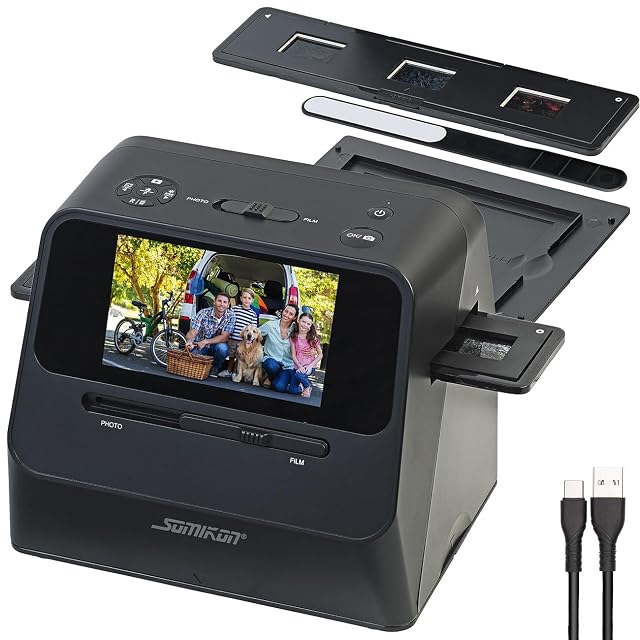 Scanner Somikon SD-1700 sur sa plaque de base, une photographie posée dessous