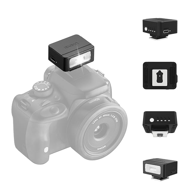 Mini-flash ULANZI SL01 noir, à peine plus grand que la griffe sur laquelle il se pose