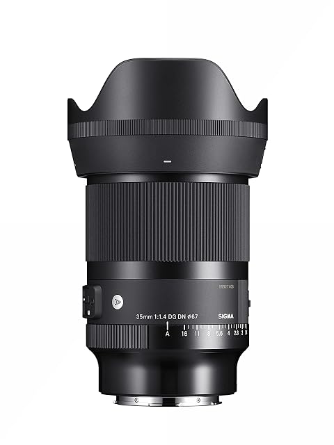 Focale fixe Sigma 35mm F1.4 DG DN Art noire, un fût imposant doté d’une bague de diaphragme