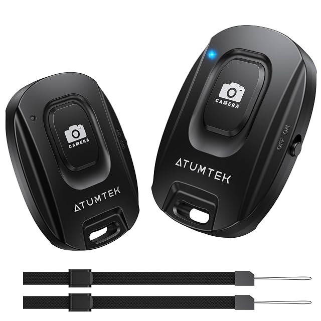 Paire de télécommandes Bluetooth ATUMTEK avec une dragonne attachée