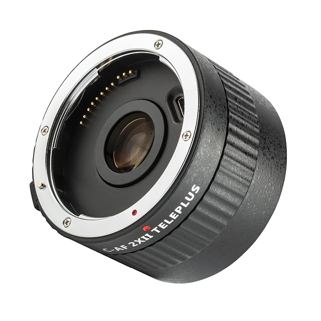 Multiplicateur Viltrox C-AF 2X II avec son levier de diaphragme et son port USB